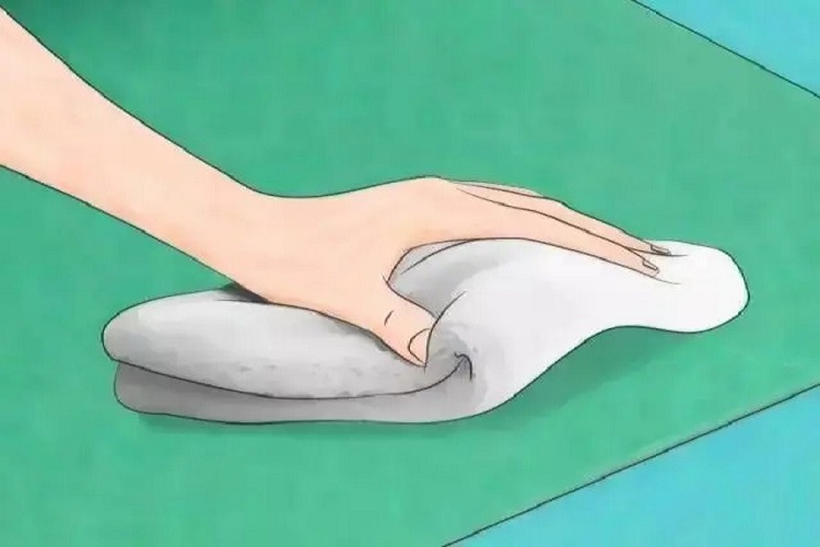 Metodo di pulizia del tappetino da yoga